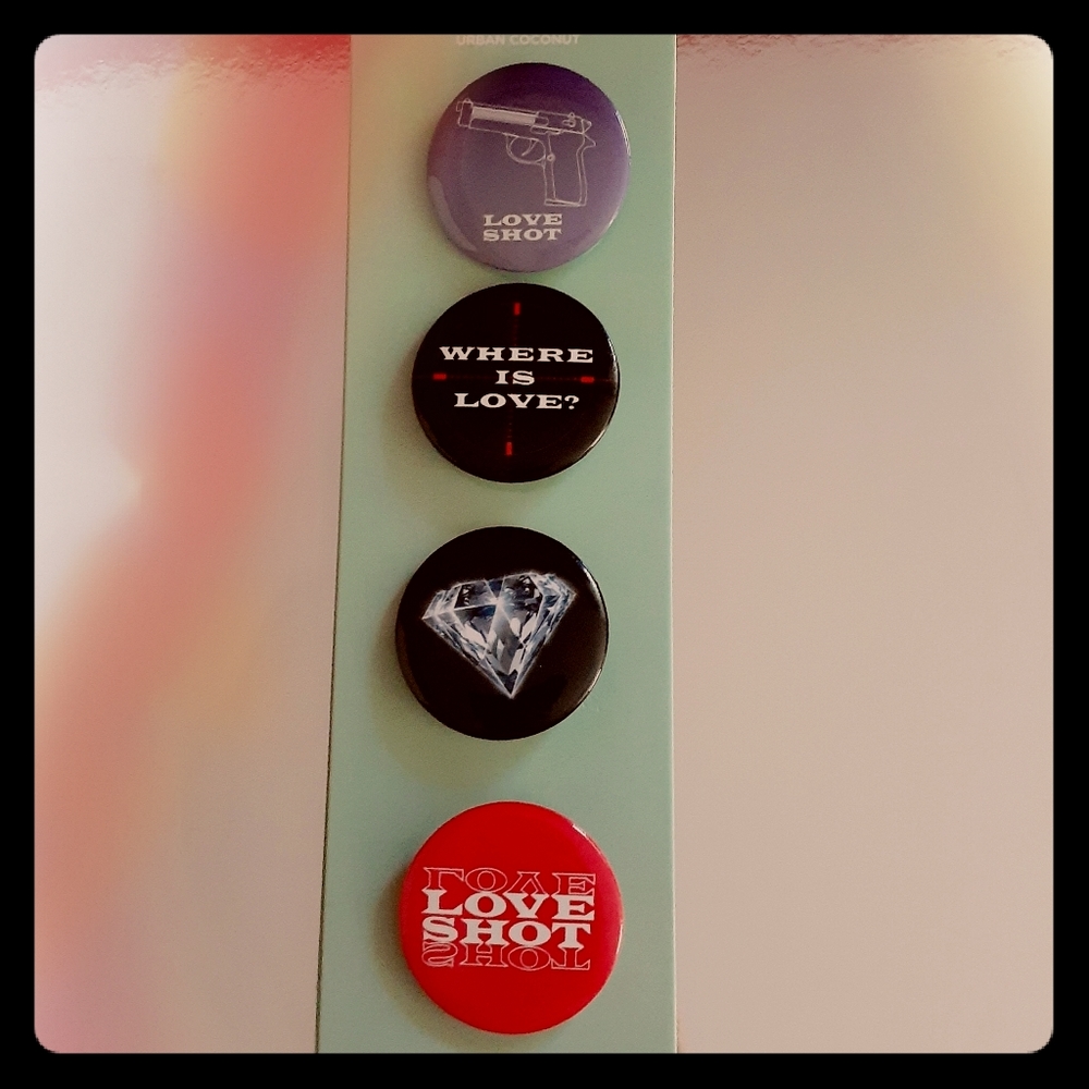 Official EXO "Loveshot" Pin Badge Set (Kpop Merch)